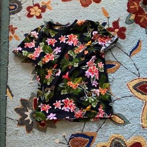 Hawaiian short sleeve shirt